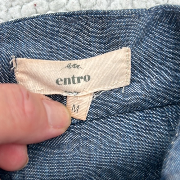 Entro Beautiful Embroidered Skirt, Size medium - Picture 4 of 8